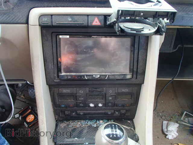 2002 AUDI A4 - VIN: WAULC68E32A266758 - Фото 9