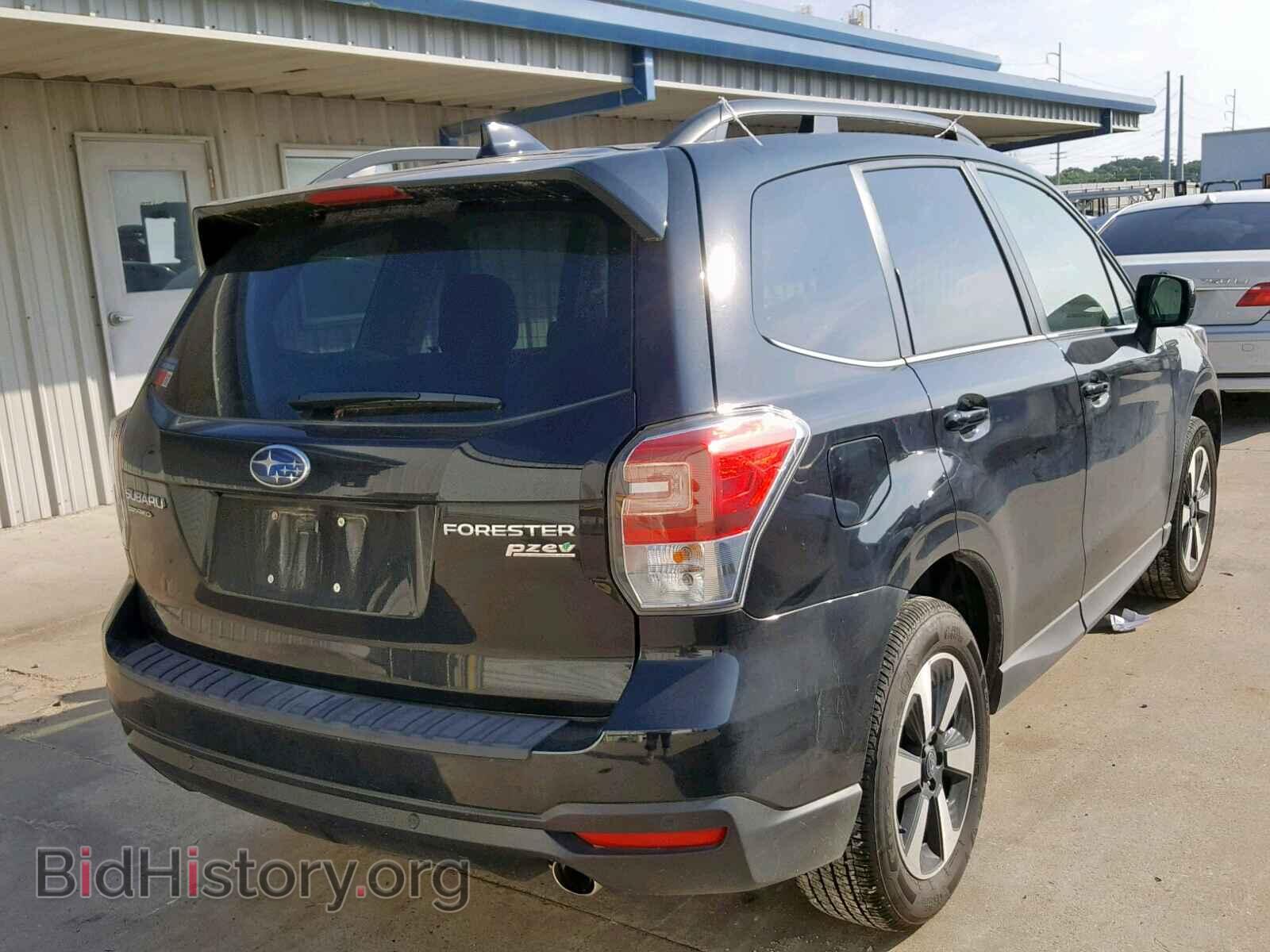 2017 SUBARU FORESTER - VIN: JF2SJARC1HH482131 - Фото 4