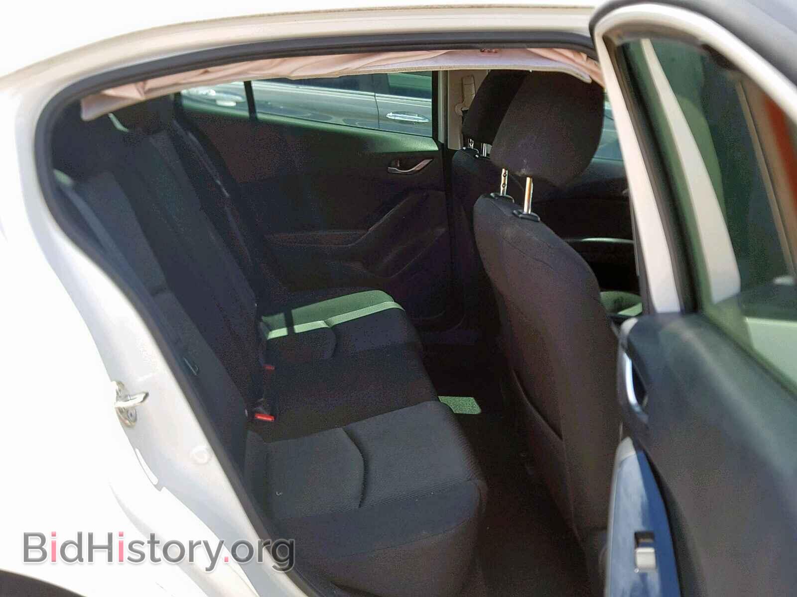2018 MAZDA 3 - VIN: 3MZBN1U78JM168326 - Фото 6