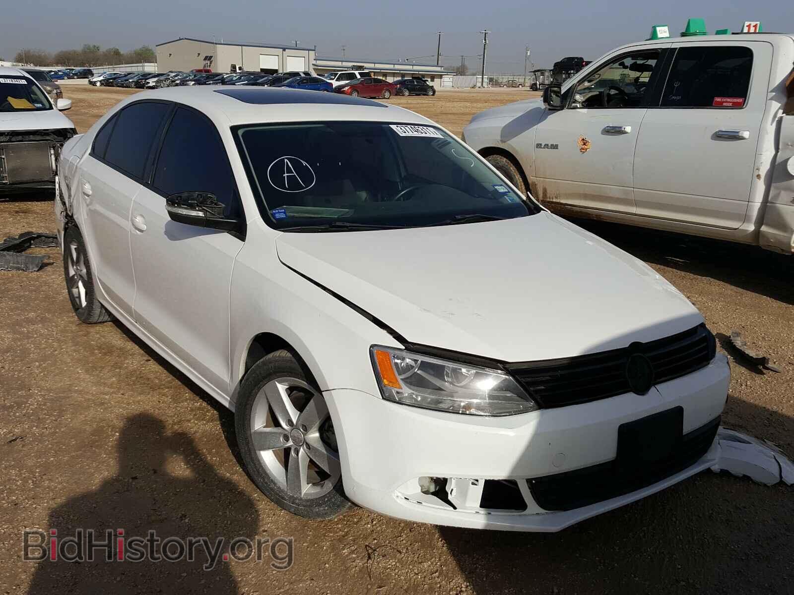 Фотография 3VWLL7AJ2BM043725 - VOLKSWAGEN JETTA 2011