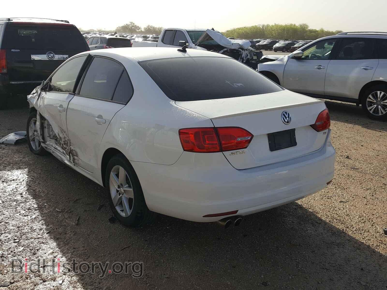 2011 VOLKSWAGEN JETTA - VIN: 3VWLL7AJ2BM043725 - Фото 3