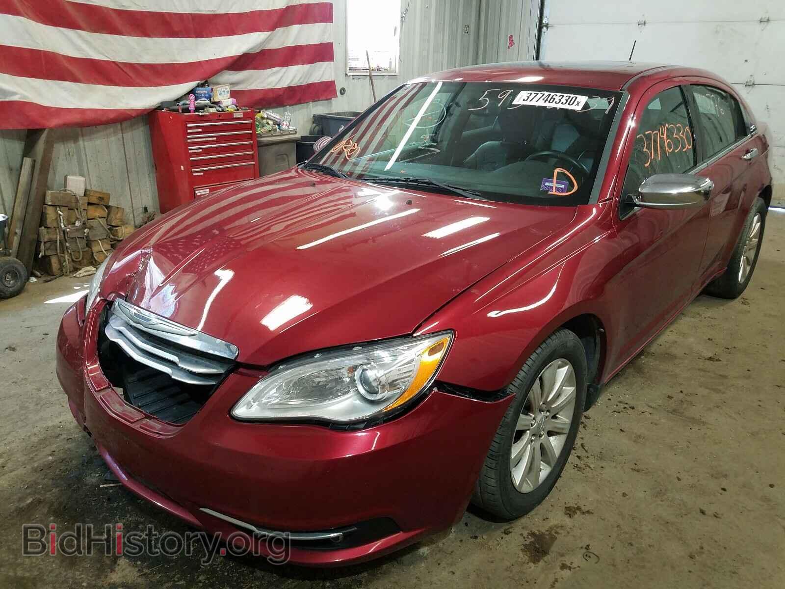 2013 CHRYSLER 200 - VIN: 1C3CCBCG9DN507663 - Фото 2