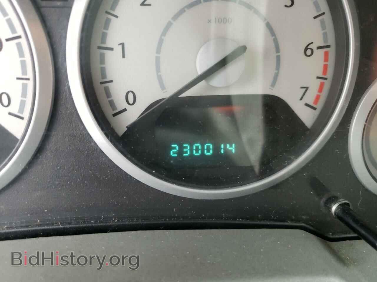 2008 CHRYSLER MINIVAN - VIN: 2A8HR44H08R725088 - Photo 8