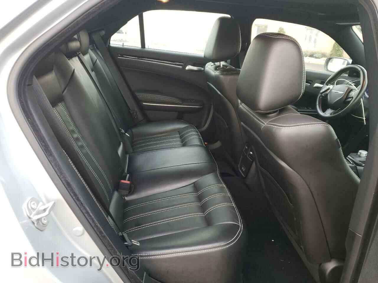 2020 CHRYSLER 300 - VIN: 2C3CCABT5LH233832 - Фото 10
