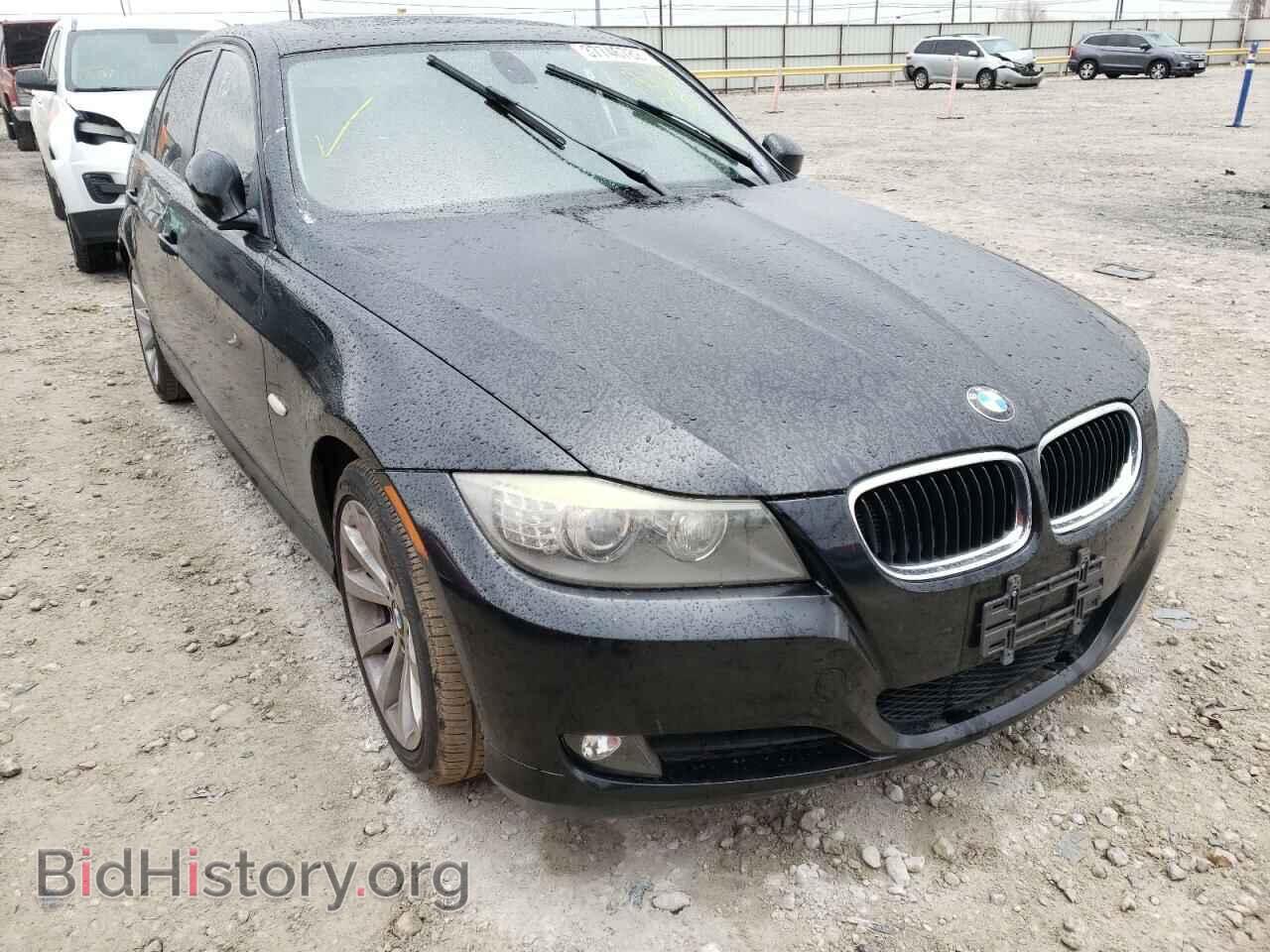 Фотография WBAPH7C53BA800809 - BMW 3 SERIES 2011