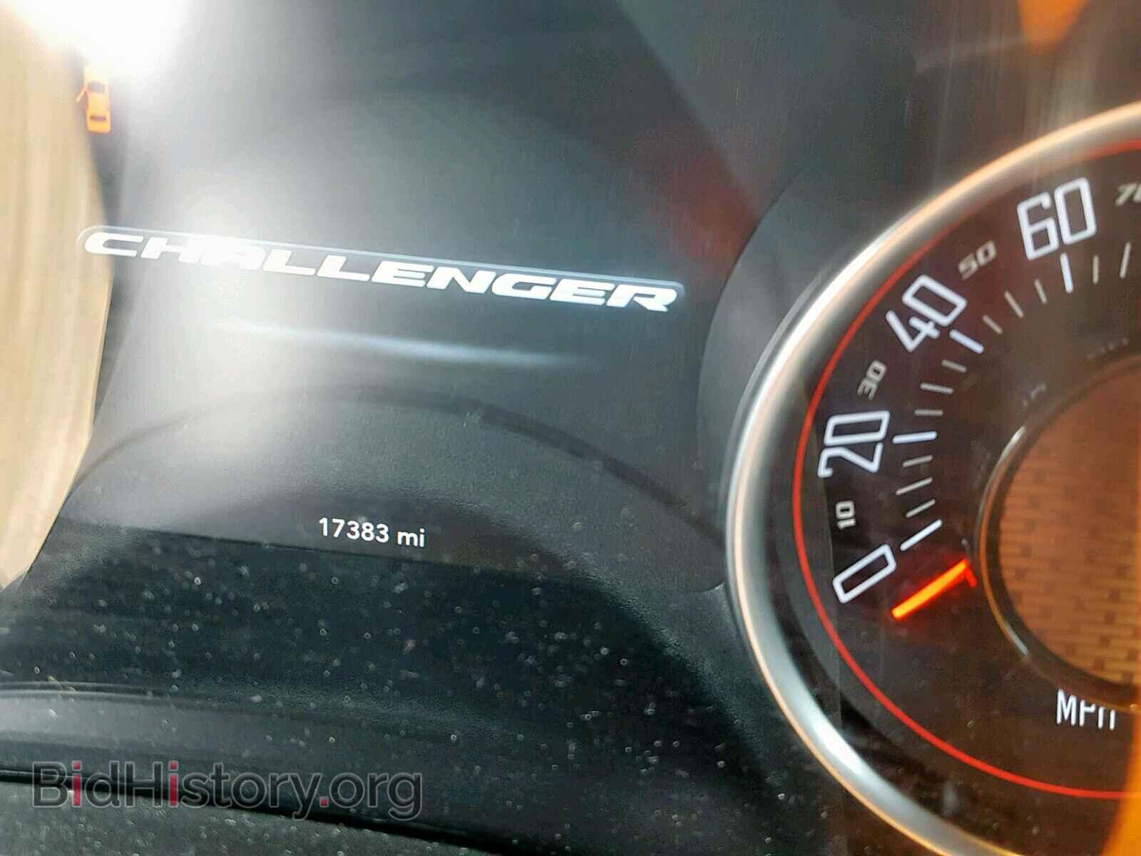 2018 DODGE CHALLENGER - VIN: 2C3CDZAG5JH276595 - Фото 8