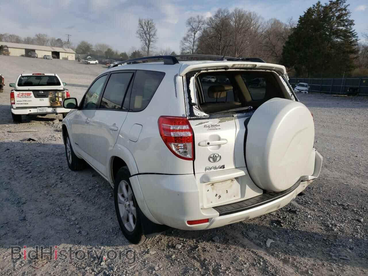2011 TOYOTA RAV4 - VIN: 2T3DF4DV5BW094839 - Фото 3