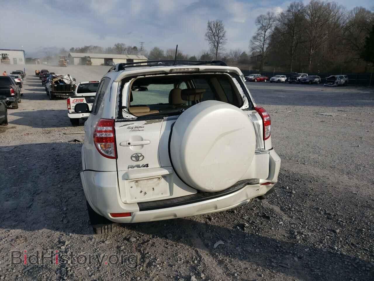 2011 TOYOTA RAV4 - VIN: 2T3DF4DV5BW094839 - Фото 9