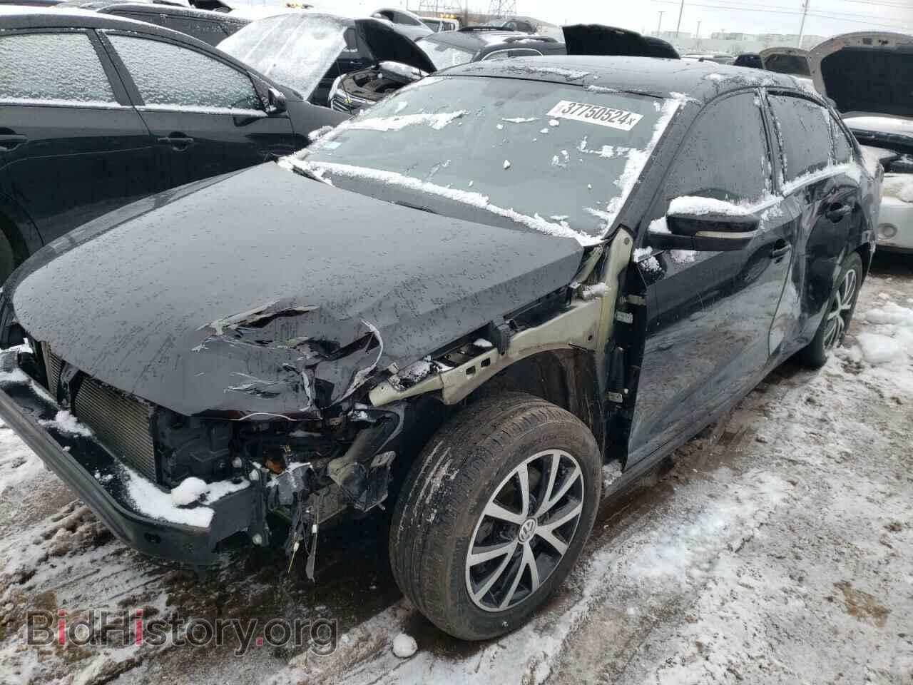 Фотография 3VWDB7AJ1HM402207 - VOLKSWAGEN JETTA 2017