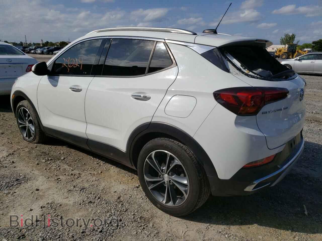 2020 BUICK ENCORE - VIN: KL4MMFS28LB089472 - Photo 2