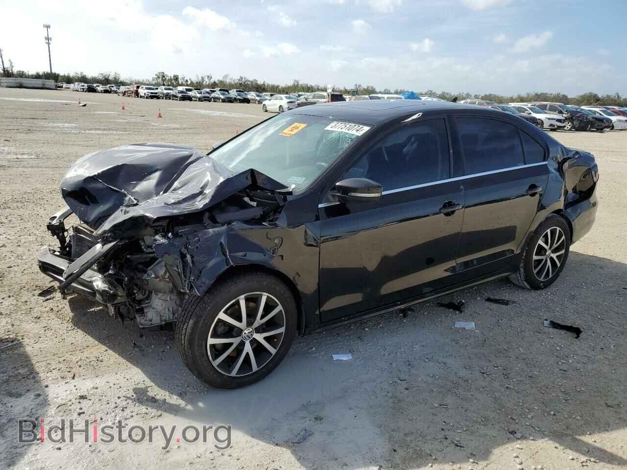 Фотография 3VWDB7AJ1HM345295 - VOLKSWAGEN JETTA 2017