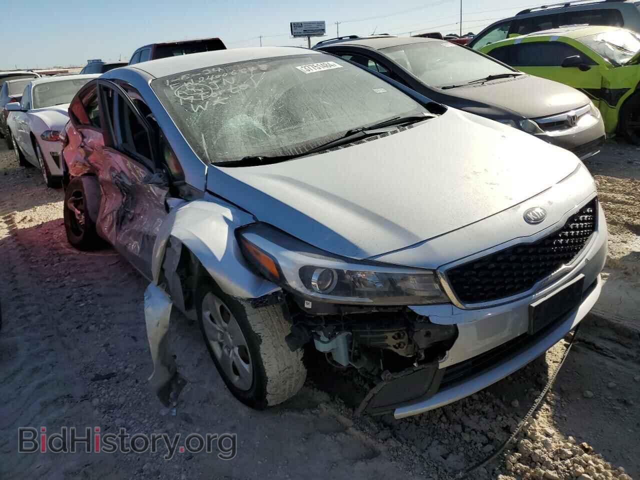 2017 KIA FORTE - VIN: 3KPFK4A78HE108084 - Фото 4