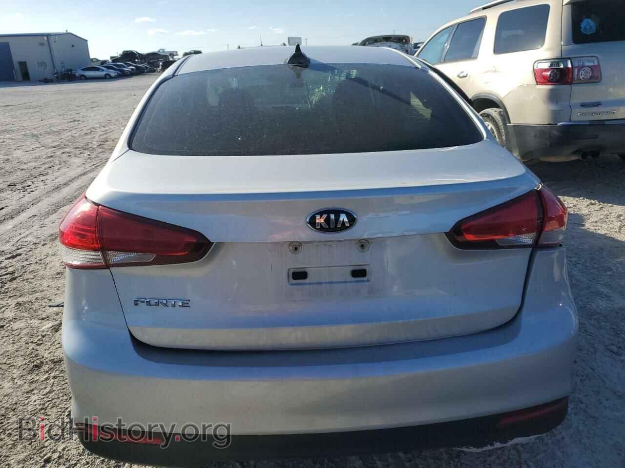 2017 KIA FORTE - VIN: 3KPFK4A78HE108084 - Фото 6