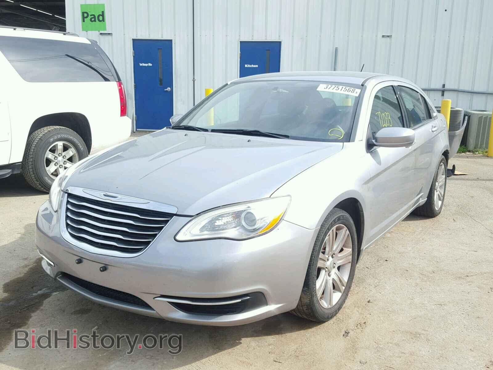 2013 CHRYSLER 200 - VIN: 1C3CCBAB6DN704460 - Photo 2