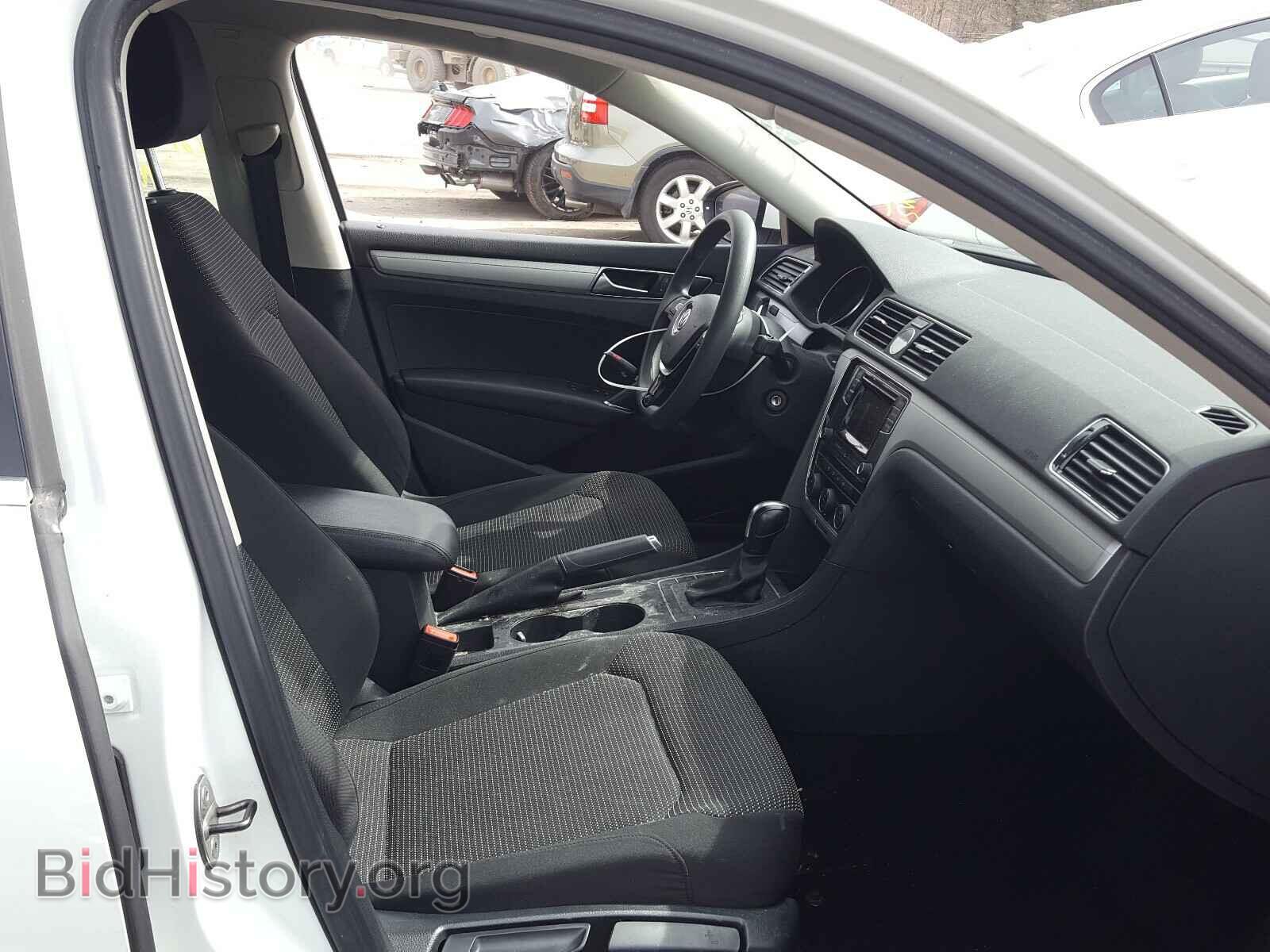 2017 VOLKSWAGEN PASSAT - VIN: 1VWAT7A33HC021509 - Фото 5