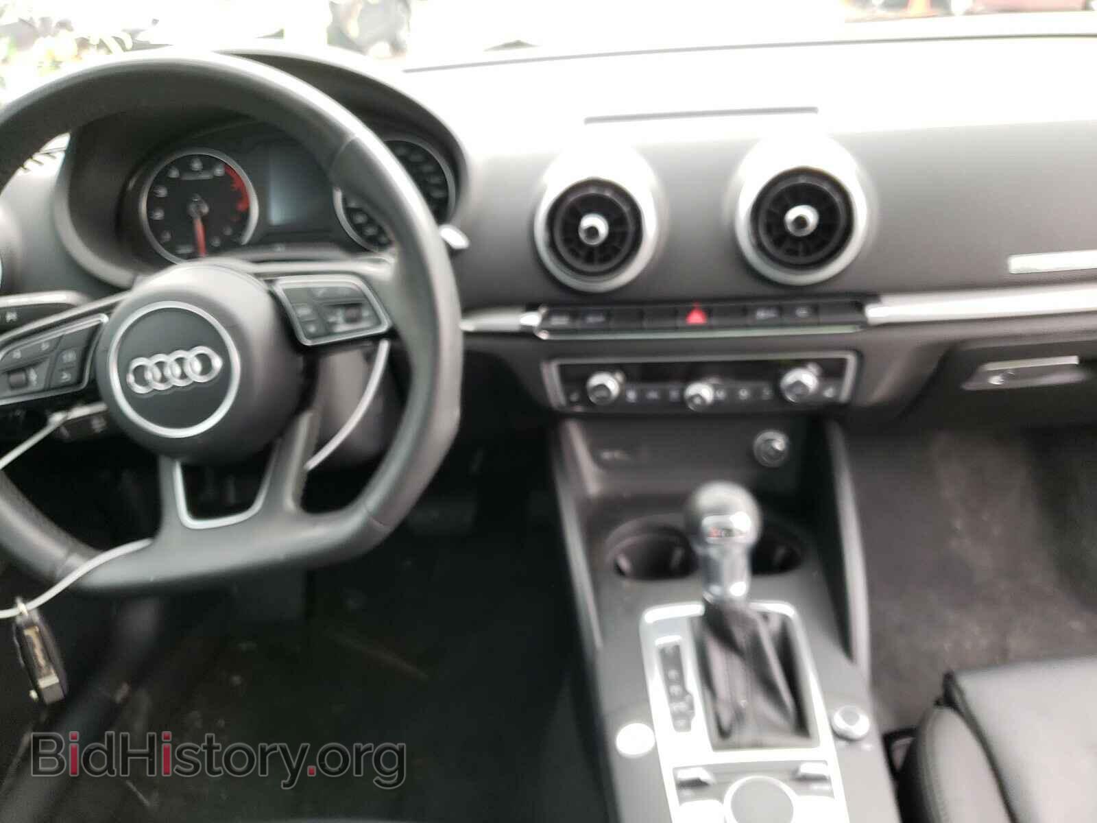 2018 AUDI A3 - VIN: WAUAUGFF9J1031642 - Фото 9