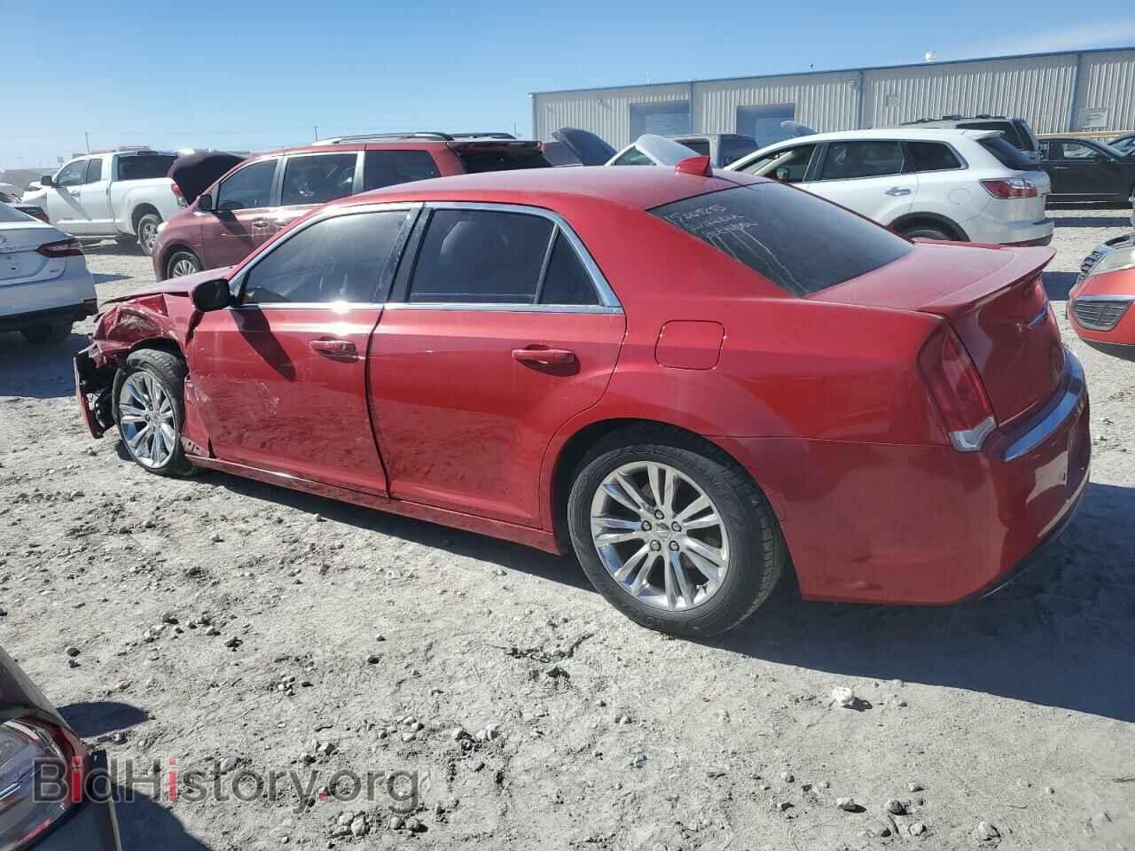 2017 CHRYSLER 300 - VIN: 2C3CCAAGXHH647443 - Фото 2