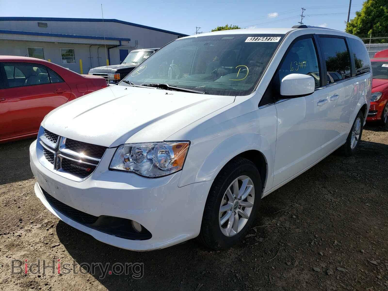 2018 DODGE CARAVAN - VIN: 2C4RDGCG0JR192590 - Фото 2