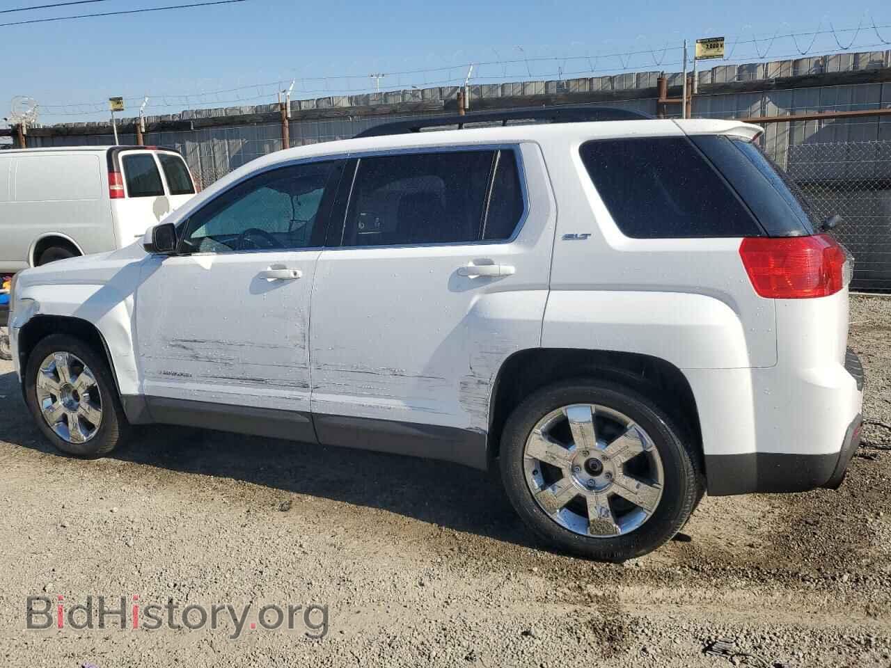 2010 GMC TERRAIN - VIN: 2CTFLGEYXA6272397 - Photo 2