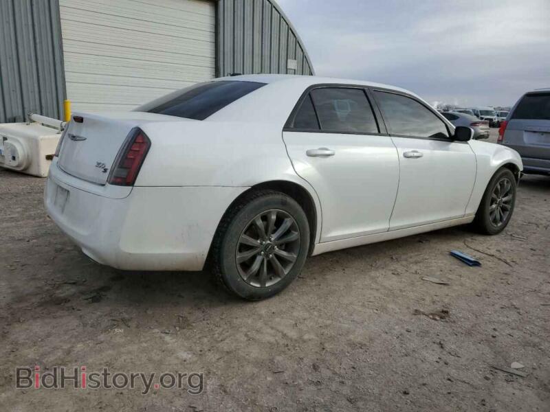 2014 Chrysler 300 (VIN 2C3CCAGG4EH355807) — фото 3 из 12