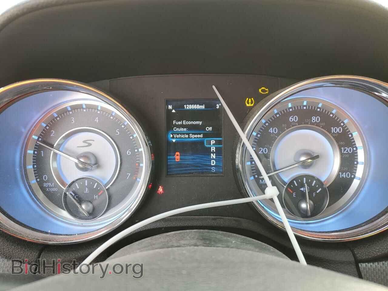2014 CHRYSLER 300 - VIN: 2C3CCAGG4EH355807 - Фото 9