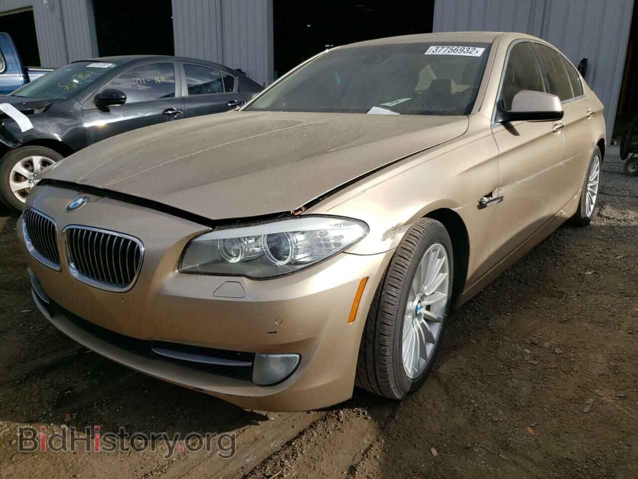 2011 BMW 5 SERIES - VIN: WBAFR7C54BC606304 - Фото 2