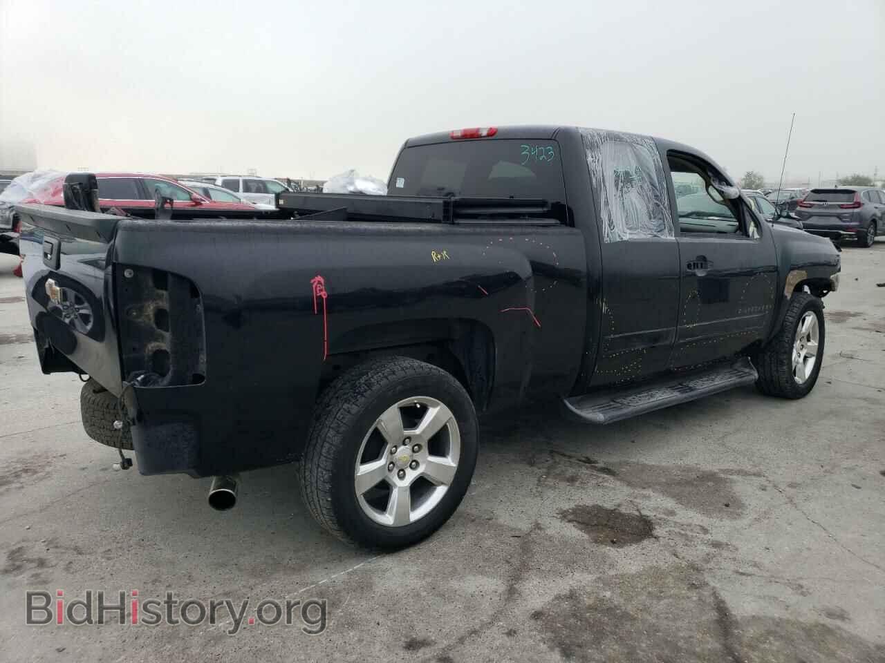 2011 CHEVROLET SILVERADO - VIN: 1GCRCREA0BZ284877 - Фото 3