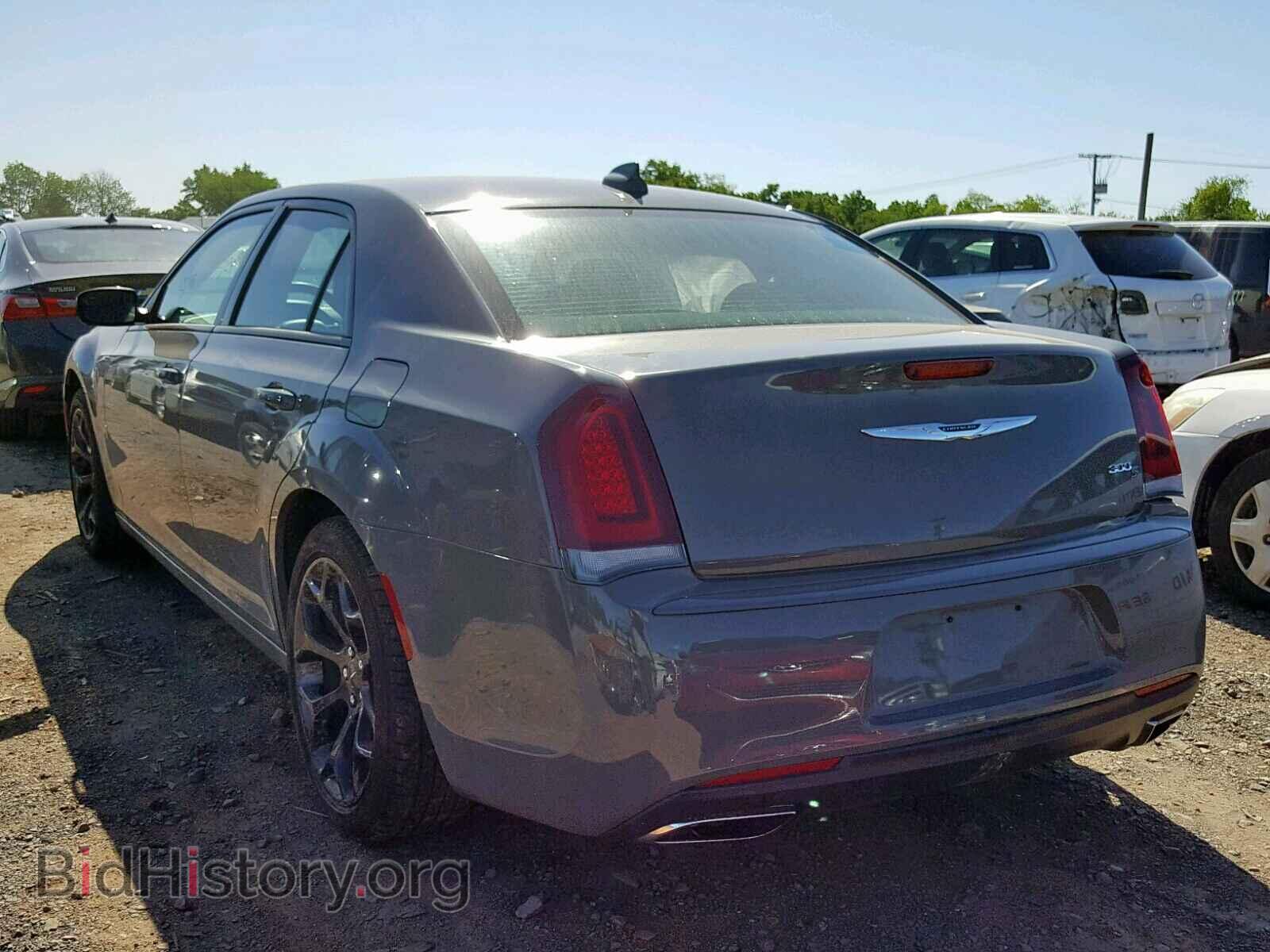 2019 CHRYSLER 300 - VIN: 2C3CCABG6KH515432 - Фото 3