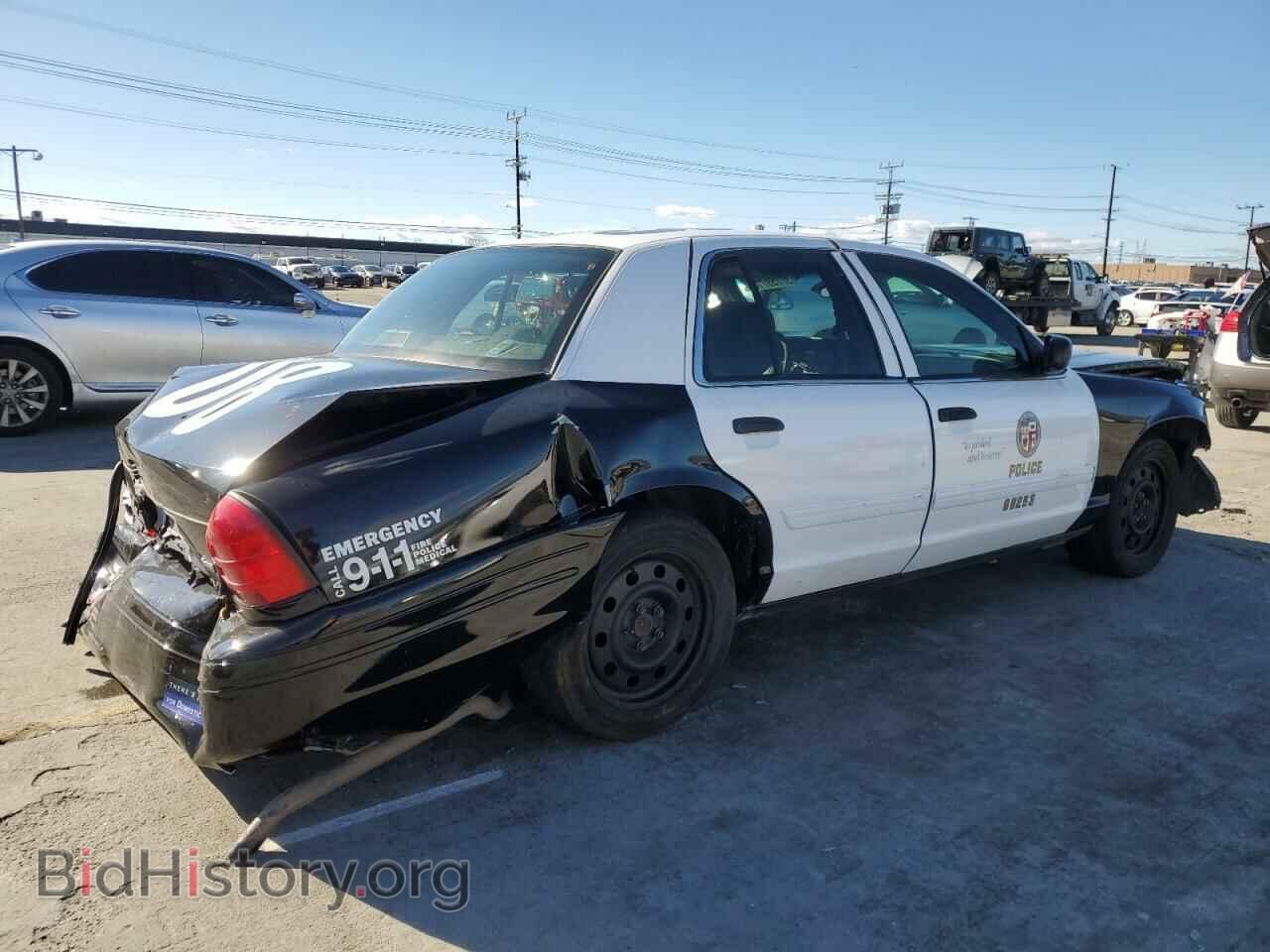 2011 FORD CROWN VIC - VIN: 2FABP7BV6BX167740 - Фото 3