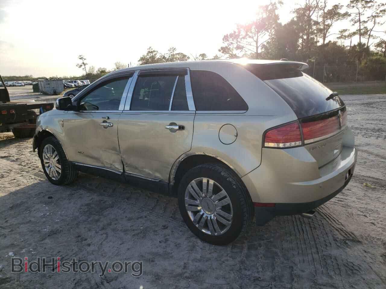 2010 LINCOLN MKX - VIN: 2LMDJ6JC3ABJ18912 - Фото 2