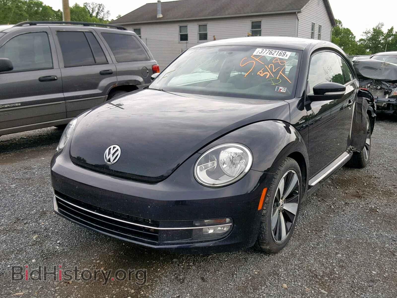 2012 VOLKSWAGEN BEETLE - VIN: 3VW467AT2CM647600 - Фото 2