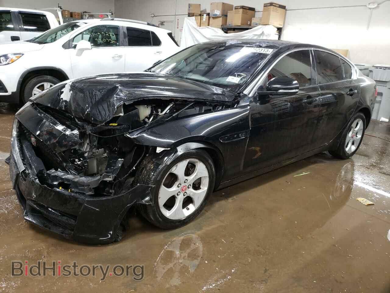 Фотография SAJAS4FX1JCP18975 - JAGUAR XE 2018
