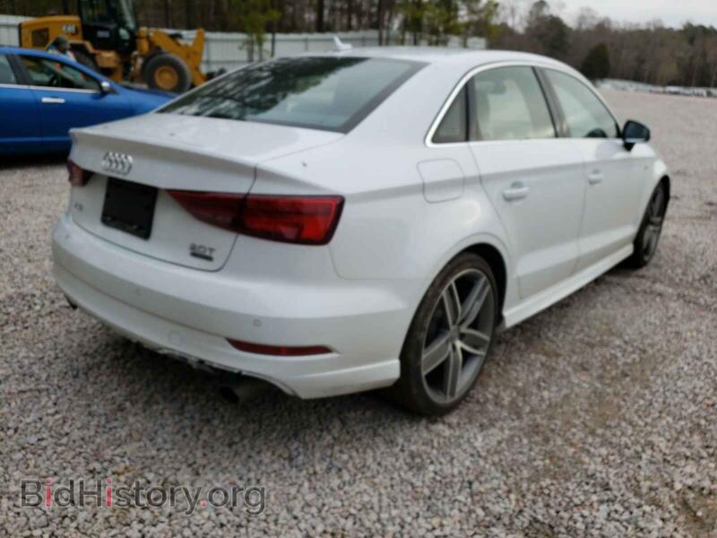 2017 Audi A3 (VIN WAUJ8GFF3H1013474) — фото 4 из 10