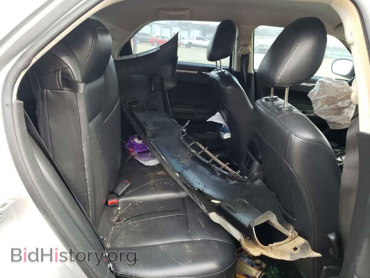 2010 CHRYSLER 300 - VIN: 2C3CA5CV0AH201414 - Фото 6