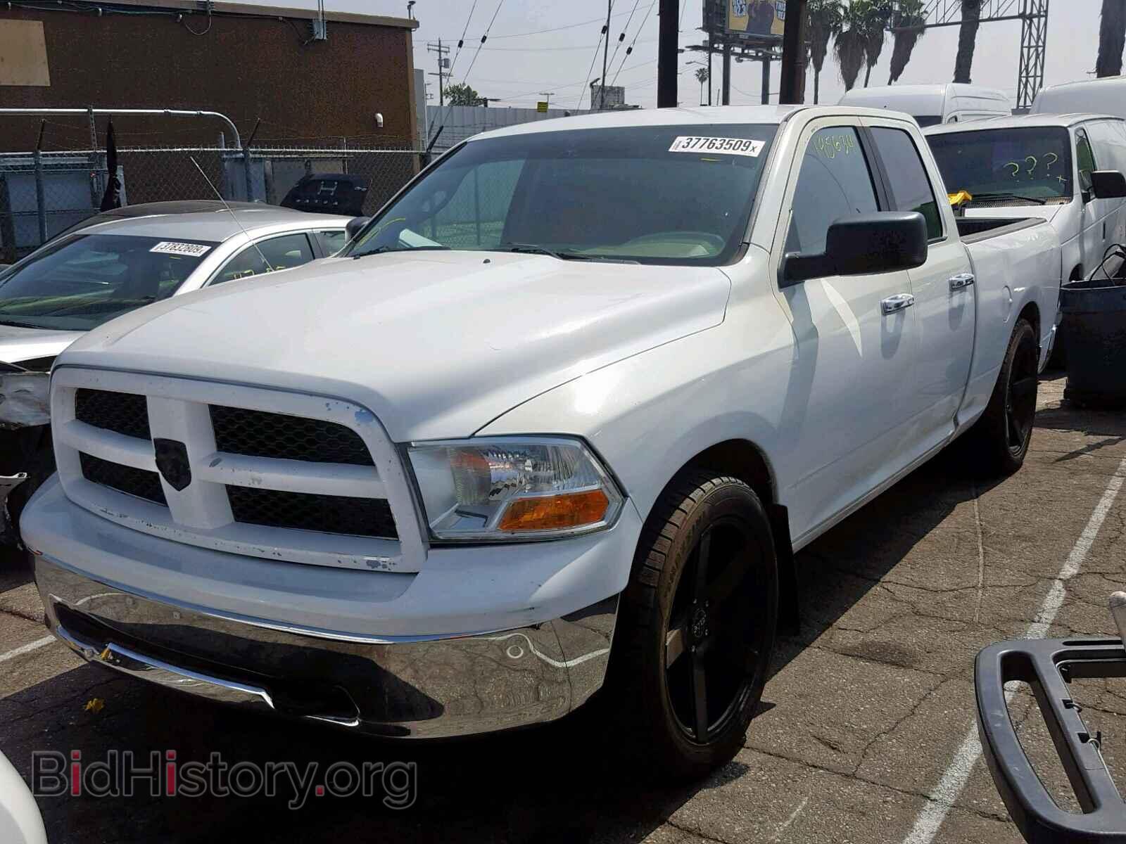 2011 DODGE RAM 1500 - VIN: 1D7RB1GP5BS663801 - Фото 2