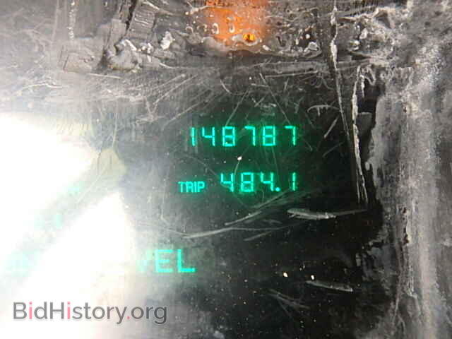 1998 CADILLAC DEVILLE - VIN: 1G6KD54Y3WU730354 - Фото 8