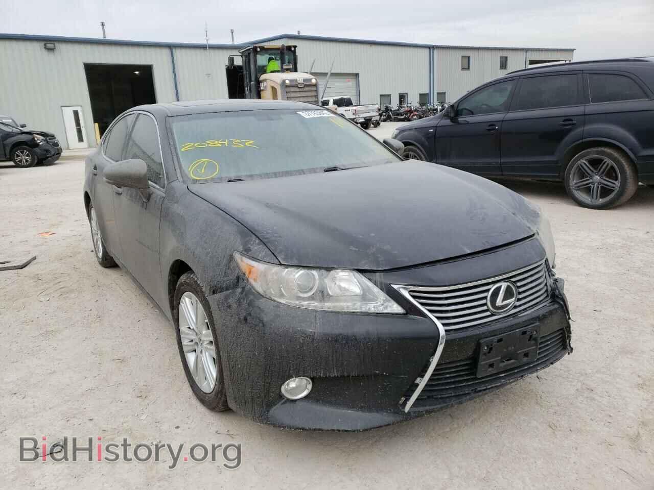 Фотография JTHBK1GG5F2208432 - LEXUS ES350 2015