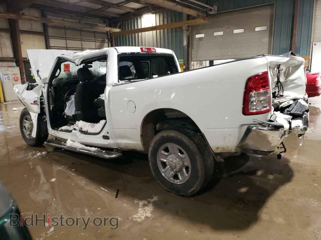 2022 RAM 2500 - VIN: 3C6UR5DLXNG321322 - Фото 2