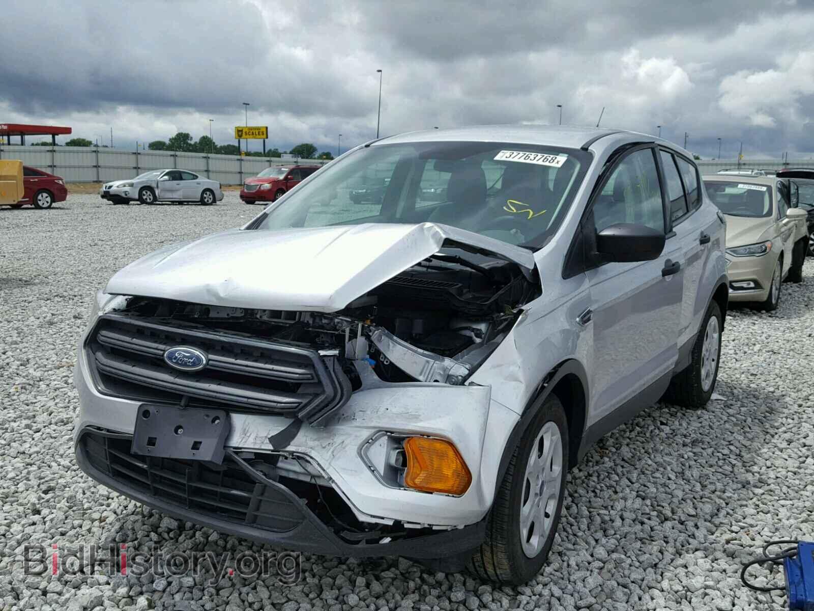 2017 FORD ESCAPE S - VIN: 1FMCU0F74HUB89063 - Фото 2