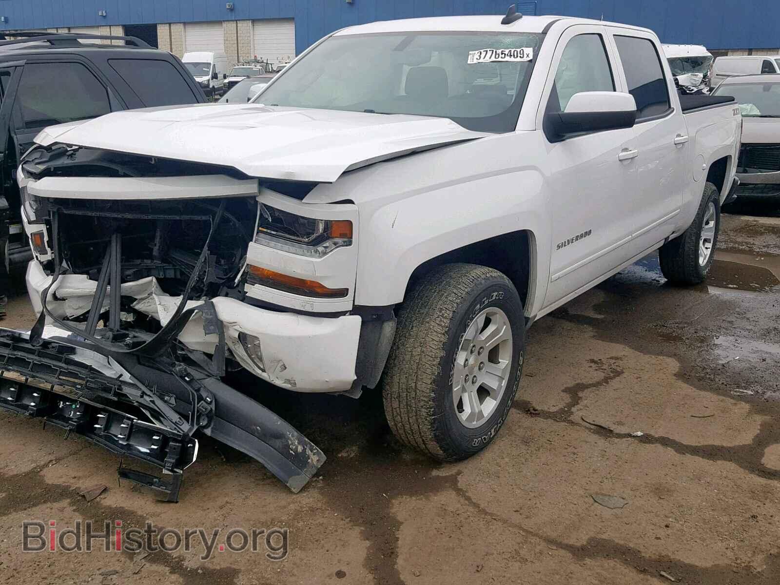 2017 CHEVROLET SILVERADO - VIN: 3GCUKREC1HG242855 - Фото 2
