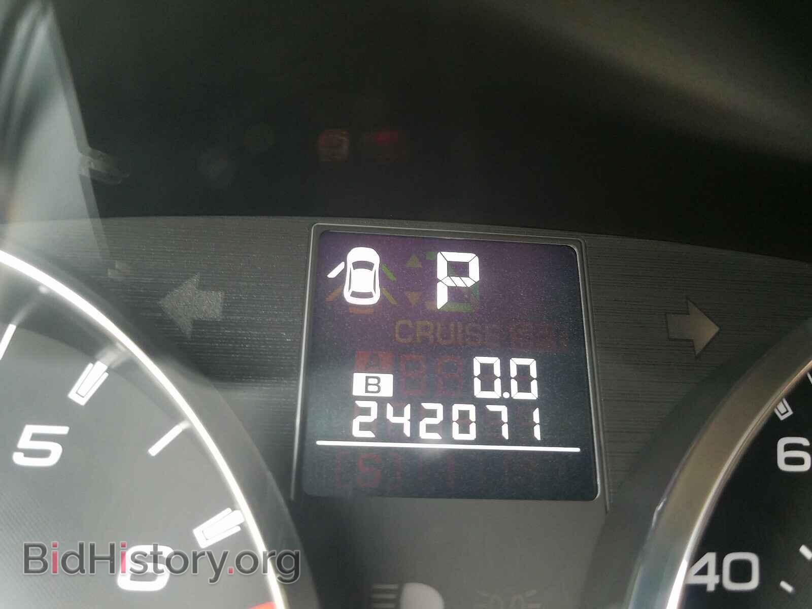 2011 SUBARU OUTBACK - VIN: 4S4BRBCC6B3343411 - Photo 8