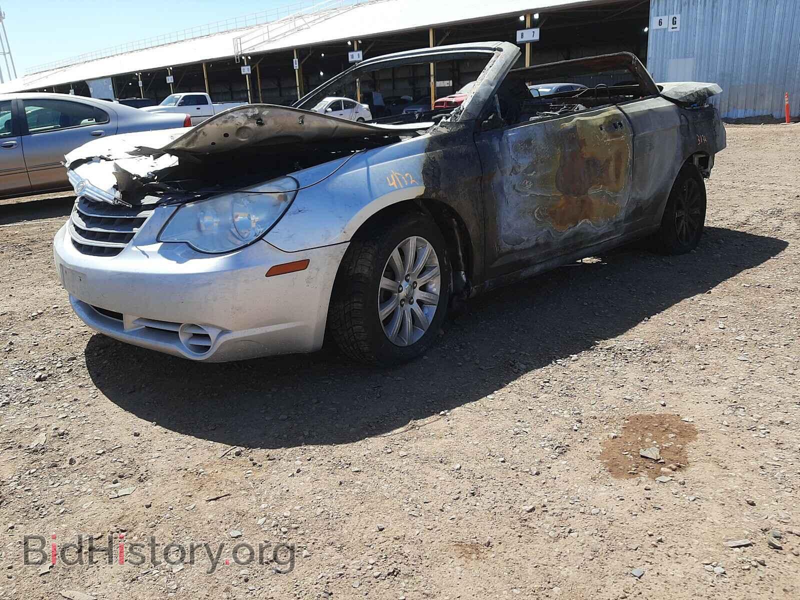 2010 CHRYSLER SEBRING - VIN: 1C3BC5EDXAN197230 - Фото 2