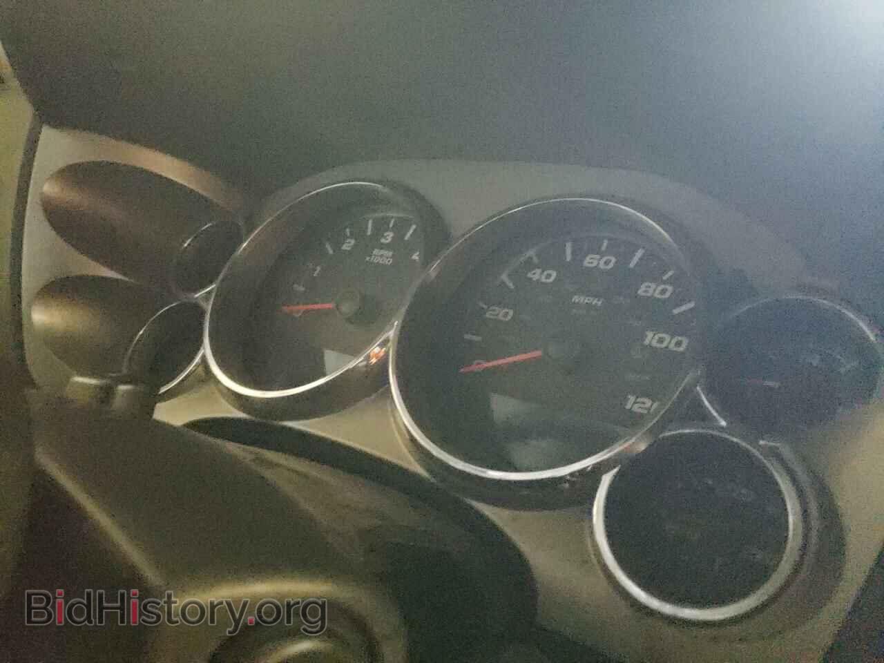 2011 GMC SIERRA - VIN: 1GTR2VE33BZ460950 - Фото 9