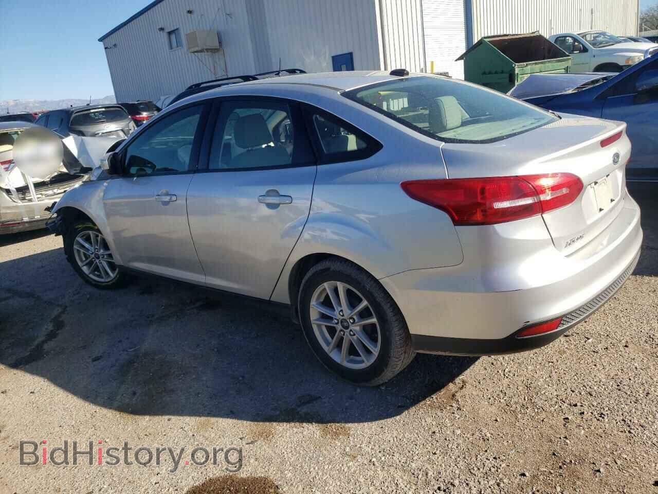 2018 FORD FOCUS - VIN: 1FADP3F25JL231697 - Фото 2