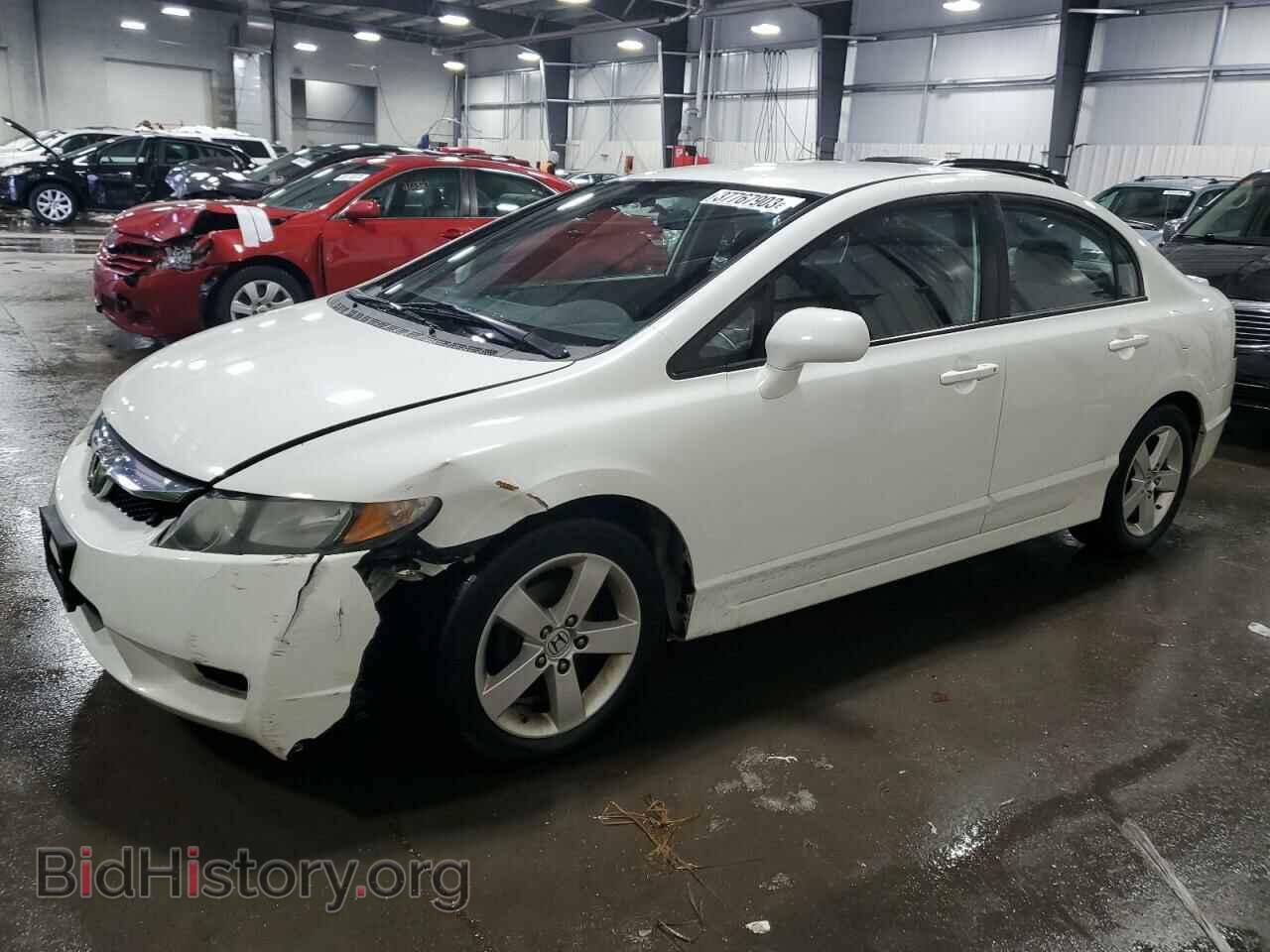 Фотография 19XFA16699E011849 - HONDA CIVIC 2009