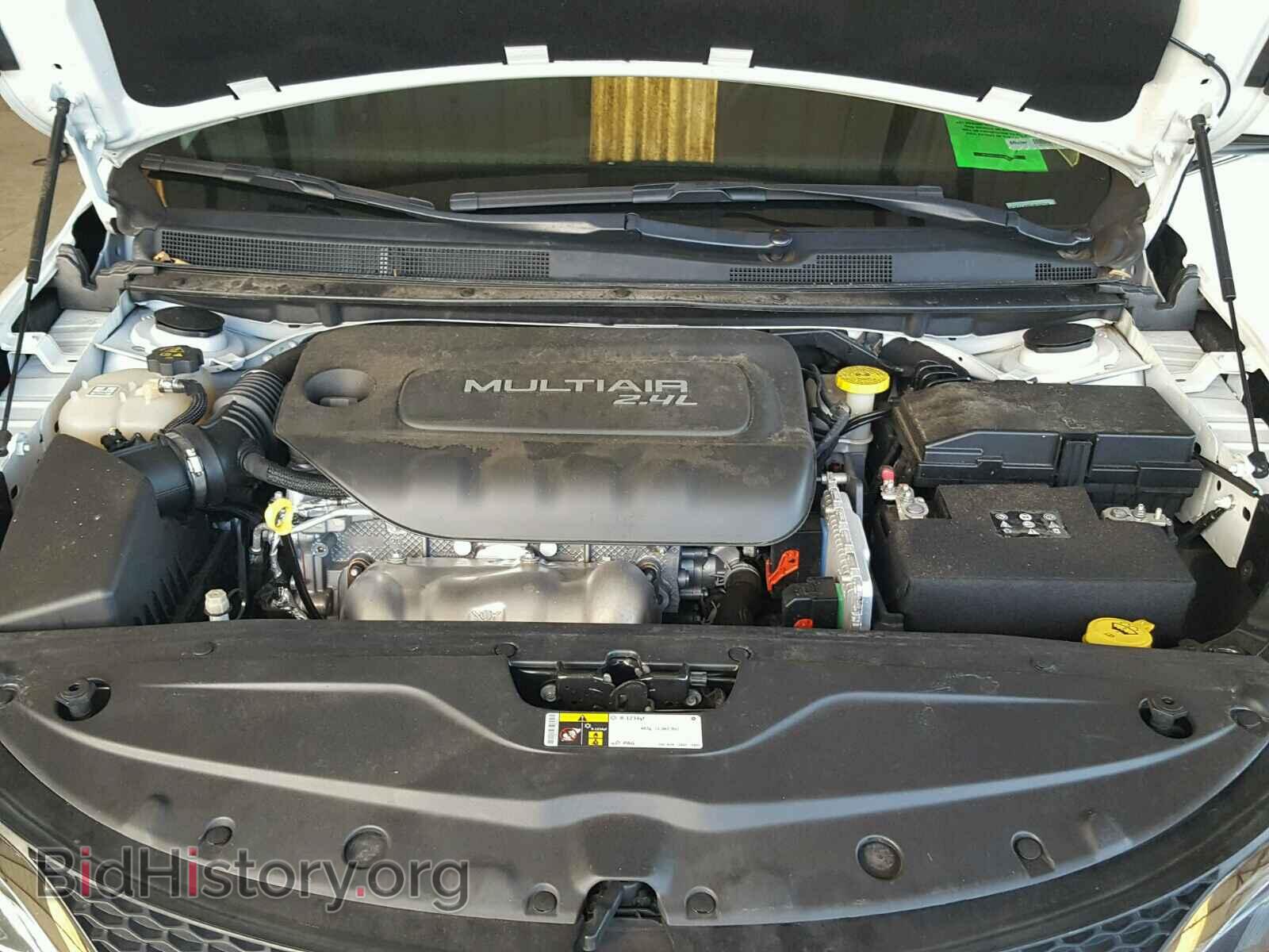 2016 CHRYSLER 200 - VIN: 1C3CCCAB8GN150719 - Фото 7