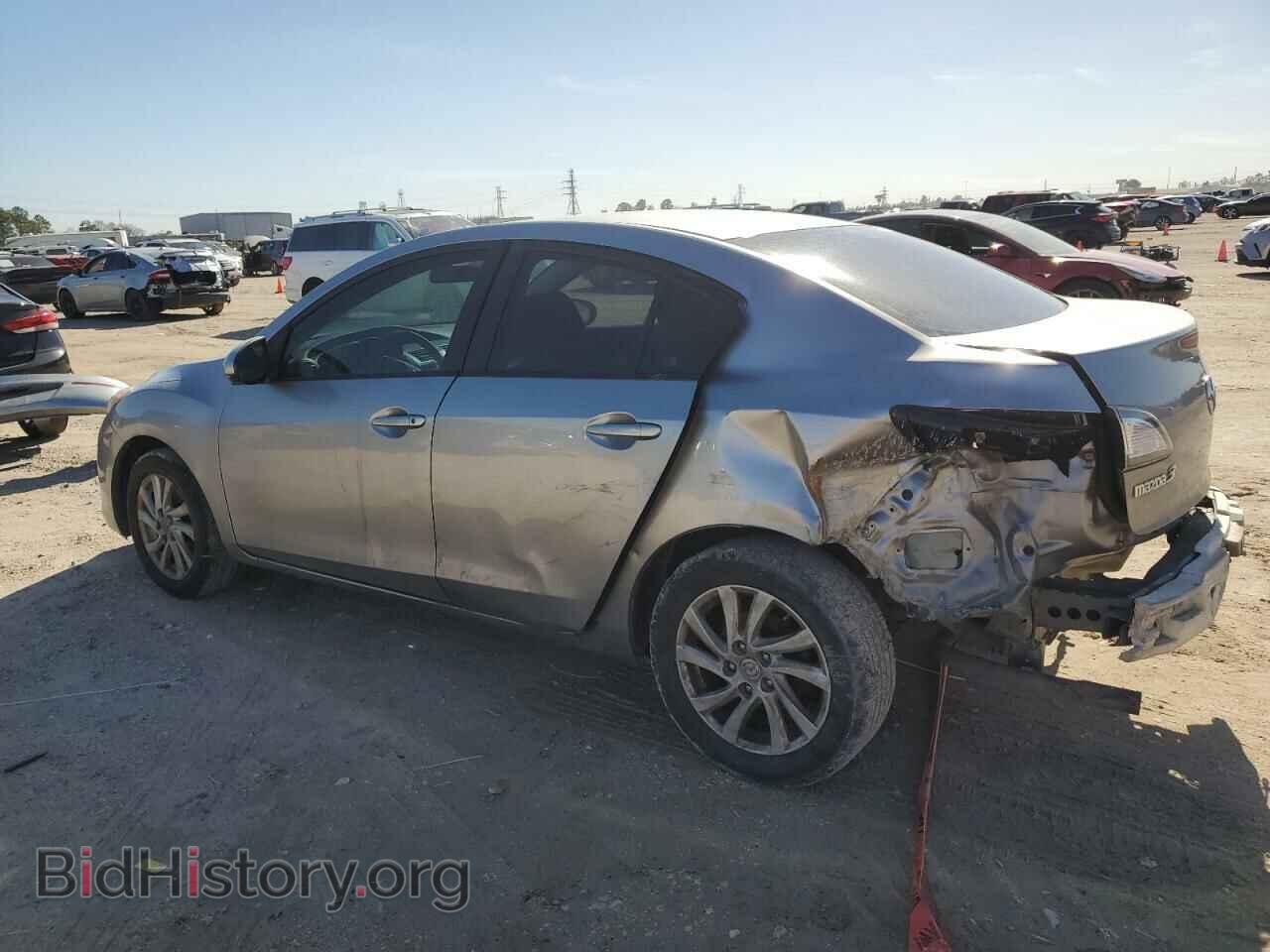 2013 MAZDA 3 - VIN: JM1BL1TF4D1760650 - Фото 2