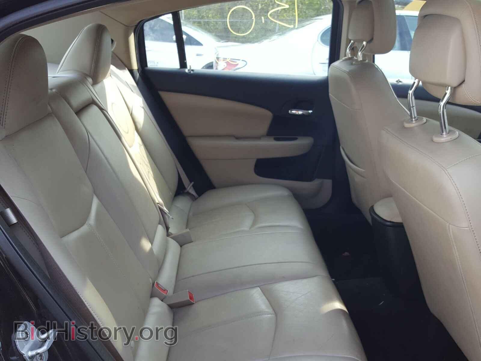2011 CHRYSLER 200 - VIN: 1C3BC2FG3BN551453 - Фото 6