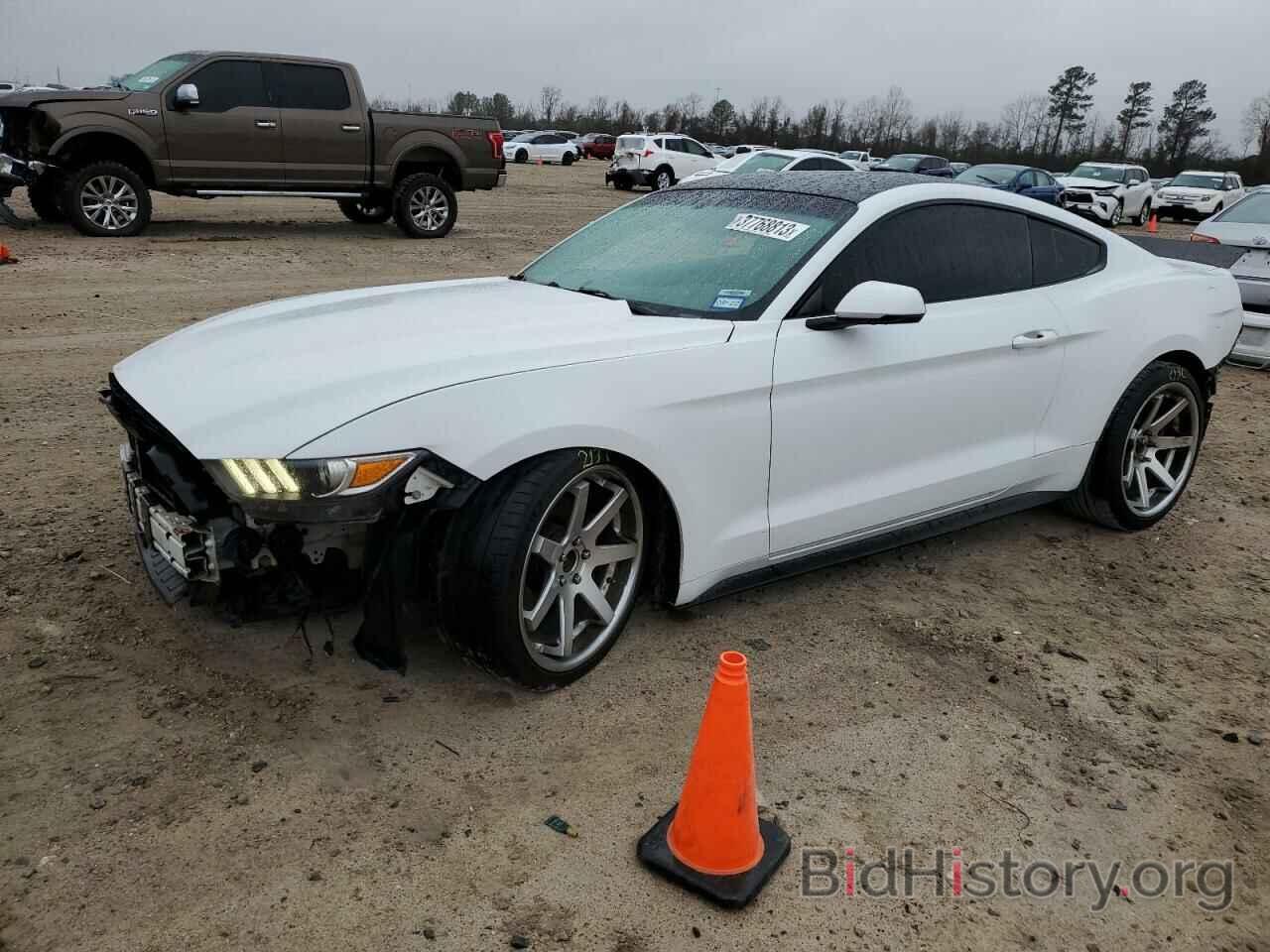 Photo 1FA6P8TH7F5375407 - FORD MUSTANG 2015