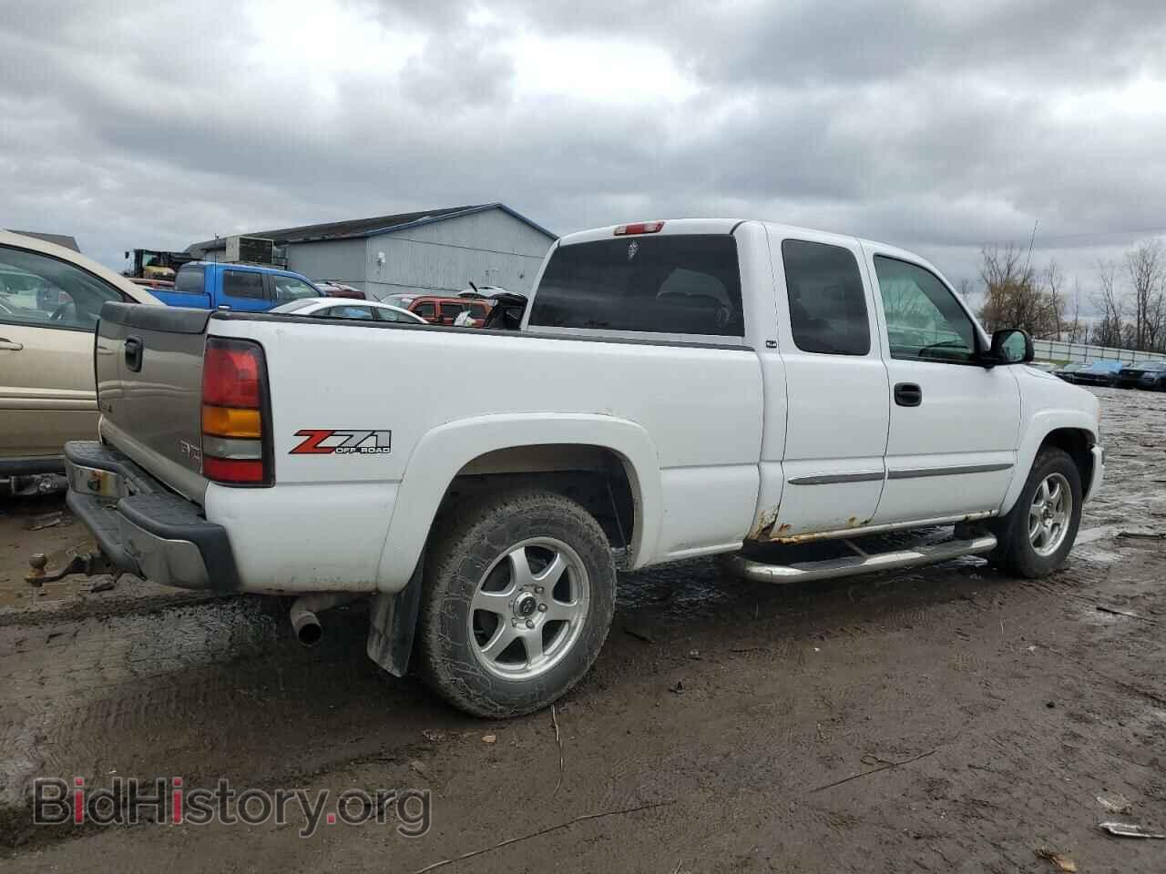 2006 GMC SIERRA - VIN: 2GTEK19B261273237 - Фото 3